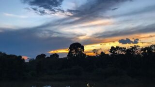 Incêndio destrói casas e escola em reserva extrativista no Pará